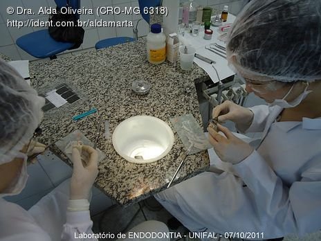 Laboratório Pré-Clínico de Endodontia da Unifal