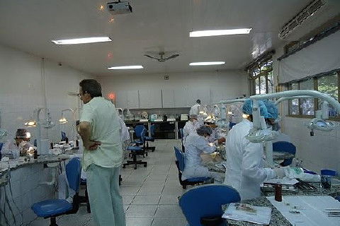 Laboratório Pré-Clínico de Endodontia da Unifal