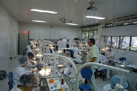 Laboratório Pré-Clínico de Endodontia da Unifal