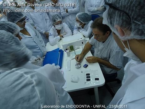 Laboratório Pré-Clínico de Endodontia da Unifal