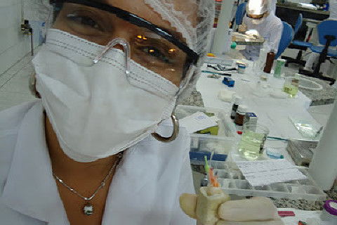Laboratório Pré-Clínico de Endodontia da Unifal