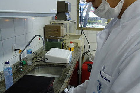 Laboratório Pré-Clínico de Endodontia da Unifal