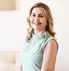 Dra. Ana Claudia Tomazati (Cirurgiã-Dentista)