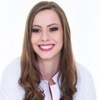 Dra. Laura Stieven Simonatto (Cirurgiã-Dentista)