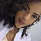 Dra. Emanuelle Raiana (Cirurgiã-Dentista)