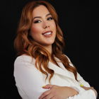 Dra. Andressa Calarga (Cirurgiã-Dentista)
