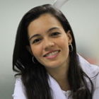 Dra. Mariana Araújo (Cirurgiã-Dentista)