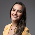 Dra. Alessandra Saviatto (Cirurgiã-Dentista)