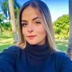 Dra. Luana Lucci (Cirurgiã-Dentista)