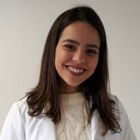 Dra. Júlia Montenegro de Oliveira (Endodontista)