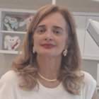 Dra. Gisele Gomes de Oliveira (Cirurgiã-Dentista)