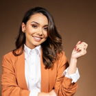 Dra. Alessandra Honeize (Cirurgiã-Dentista)