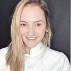 Dra. Evelin Hess (Cirurgiã-Dentista)
