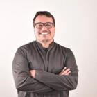 Prof. Rodrigo Vivan (Especialista, Mestre e Doutor em Endodontia)