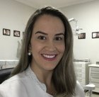 Dra. Fernanda Freitas Pirão (Cirurgiã-Dentista)