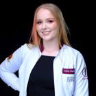 Dra. Leticia Daufenbach (Cirurgiã-Dentista)