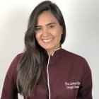 Dra. Lorena Vitor (Cirurgiã-Dentista)