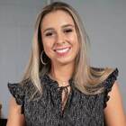 Dra. Larissa Mello (Cirurgiã-Dentista)