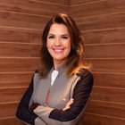 Maria Claudia de Morais Tureli (Cirurgiã-Dentista)