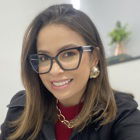 Dra. Luana Ferreira Oliveira (Cirurgiã-Dentista)