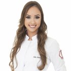 Dra. Júlia Pertschy (Cirurgiã-Dentista)