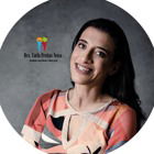 Dra. Carla Freitas Neiva (Cirurgiã-Dentista)