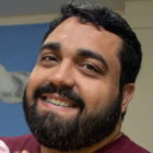 Dr. Vitor Cordeiro Soares (Cirurgião-Dentista)