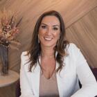 Letícia Zanolla Giusti (Cirurgiã-Dentista)