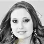 Dra. Ângela Stefani Panello (Cirurgiã-Dentista)