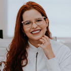 Dra. Alice Cavalcanti Vilanova (Cirurgiã-Dentista)