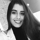 Dra. Vitoria Lopes de Brito (Cirurgiã-Dentista)