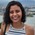 Dra. Naira Barbosa Gonçalves (Cirurgiã-Dentista)