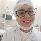 Dra. Carla Danielle Prates Mizokami (Cirurgiã-Dentista)