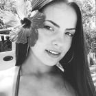 Paola Pereira Reiznautt (Estudante de Odontologia)