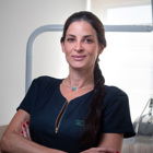 Dra. Roberta Zaideman Ázar (Cirurgiã-Dentista)