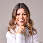 Quésia Cardoso (Cirurgiã Dentista formada pela UEFS e MBA em Marketing e Negócios Digitais)