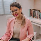 Elyssama Ramalho (Cirurgiã-Dentista)