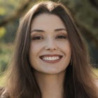 Dra. Danielle Cristina S. Pereira (Cirurgiã-Dentista)