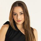 Dra. Pamela Szeremeta (Cirurgiã-Dentista)