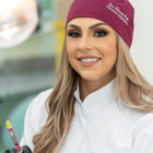 Dra. Fernanda Perla (Cirurgiã-Dentista)