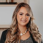 Dra. Letícia Melo (Cirurgiã-Dentista)