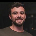 Dr. Vitor de Oliveira Morelli (Cirurgião-Dentista)