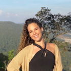 Ana Clara Cunha dos Santos (Estudante de Odontologia)
