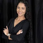 Dra. Thays Cristynne Leite dos Santos (Cirurgiã-Dentista)