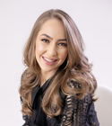 Dra. Aline Tonini Rios Cavalcanti (Cirurgiã-Dentista)