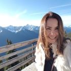 Dra. Tatiana de Souza Pinto (Cirurgiã-Dentista)