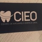 Dra. Nuzia Sarina Gomes (Cirurgiã-Dentista)