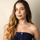 Dra. Leticia Lisboa (Cirurgião-Dentista)