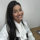 Dra. Gabriela Larissa Soares Pereira (Cirurgiã-Dentista)
