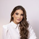 Dra. Bianca Lacerda (Cirurgião-Dentista)